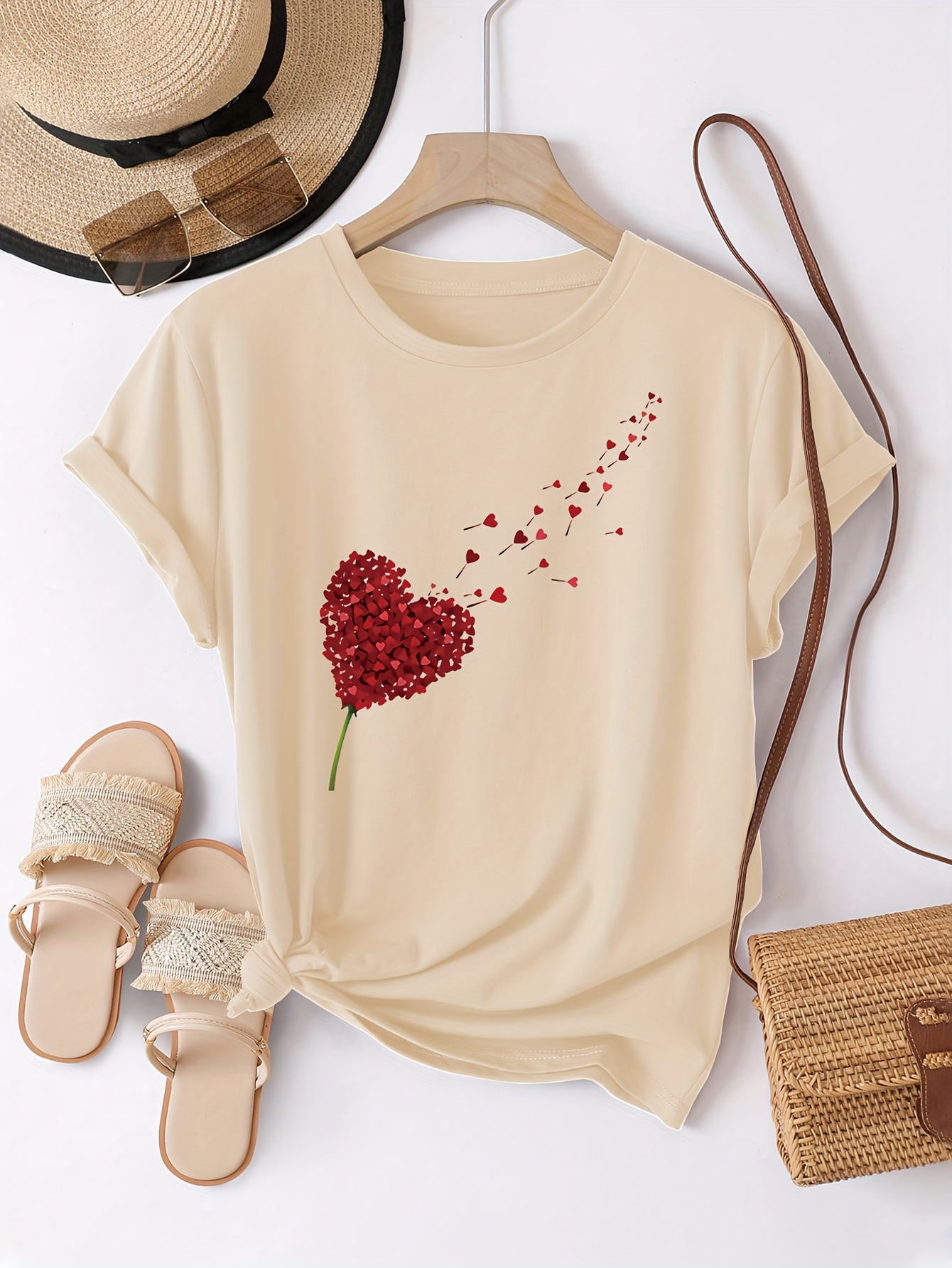 Women'S Heart Print T-Shirt - Soft & Comfortable Casual Crew Neck Short Sleeve Top, Perfect for Spring and Summer, Mother'S Day Gift, Everyday Comfort | Playful Design | Soft Fabric