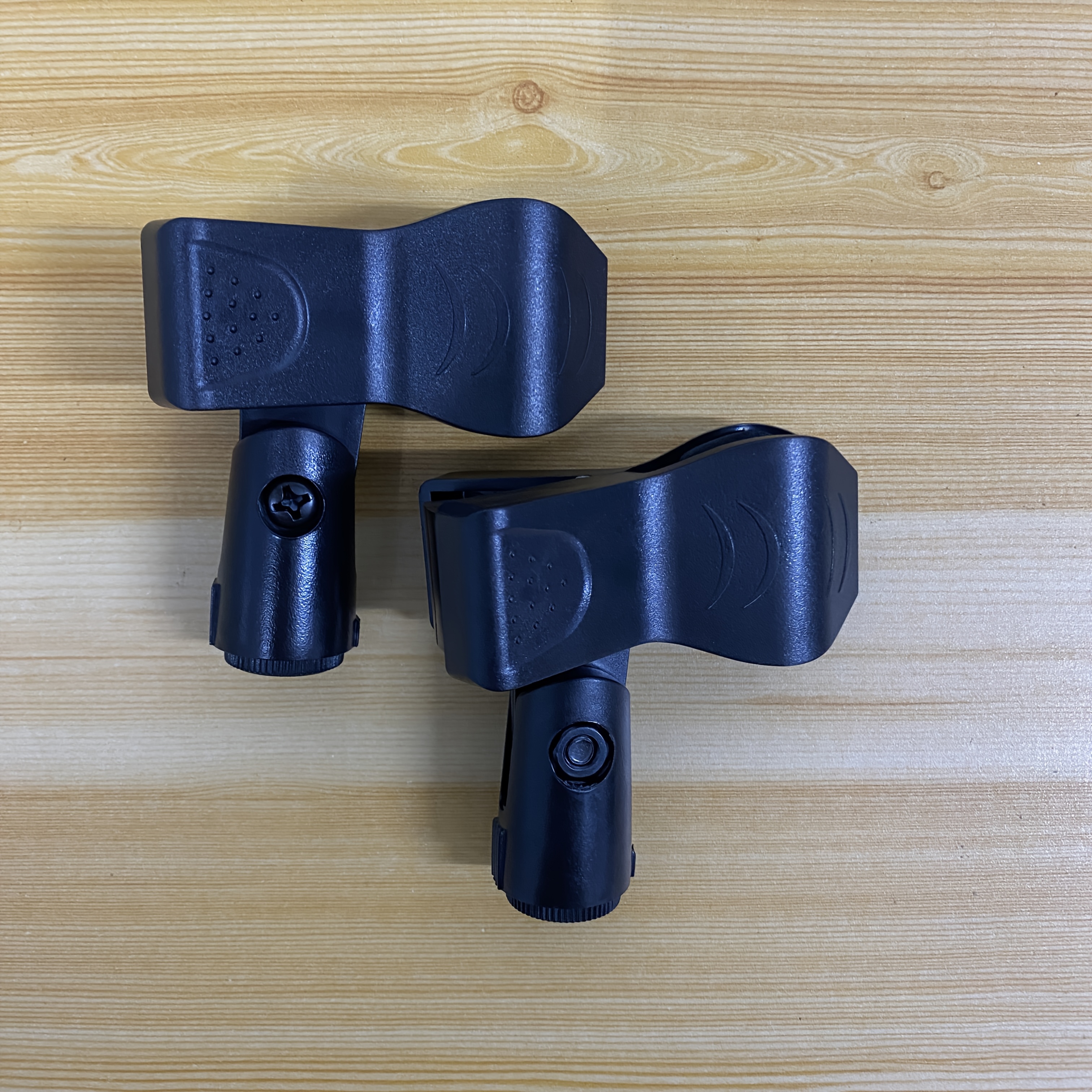 E-shop 2er Pack Universal Mikrofonclip, langlebiger Ständerclip für Shure-Mikrofone