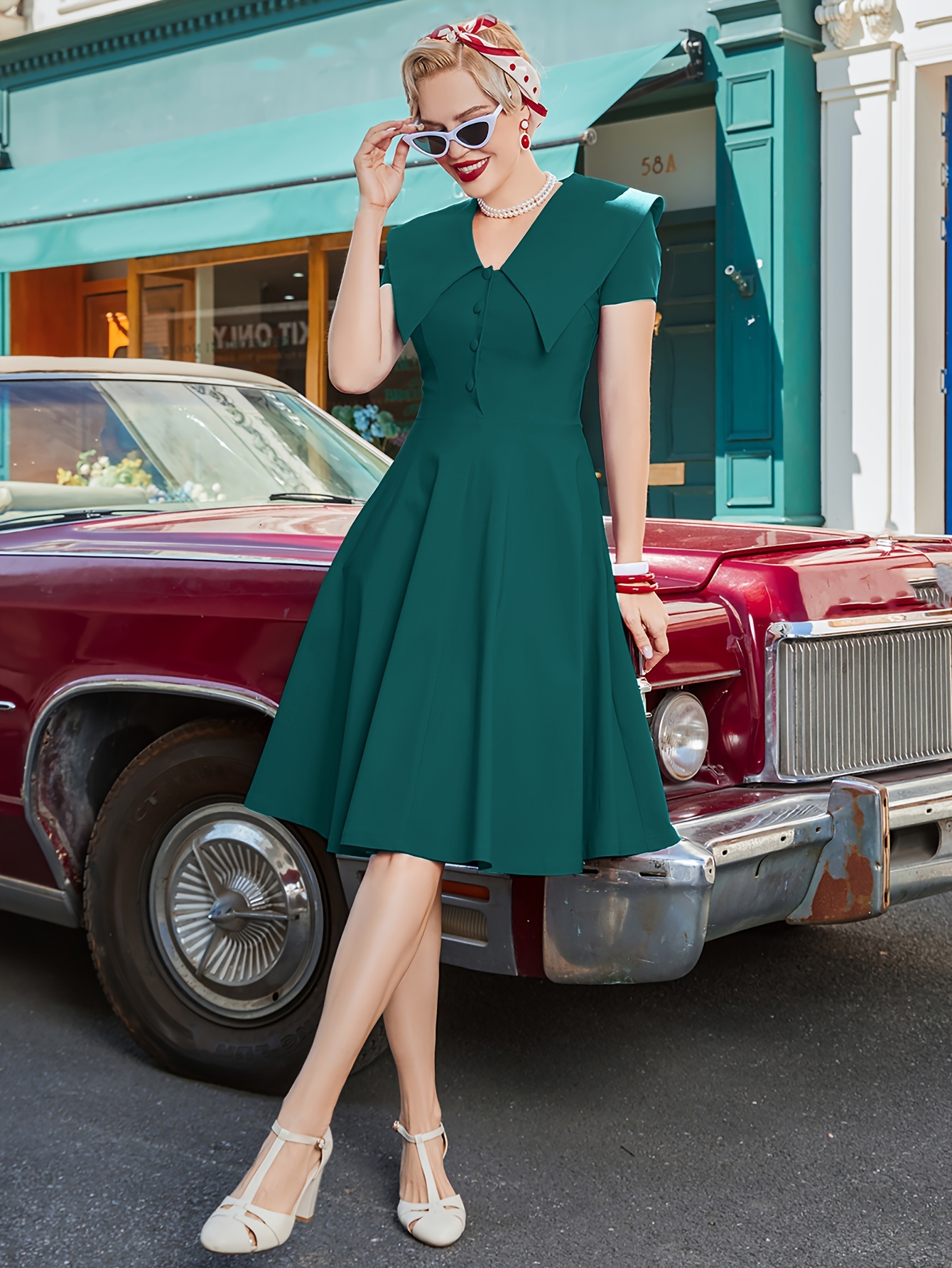 Authentic vintage midi dress in size XS from buy the 1950s