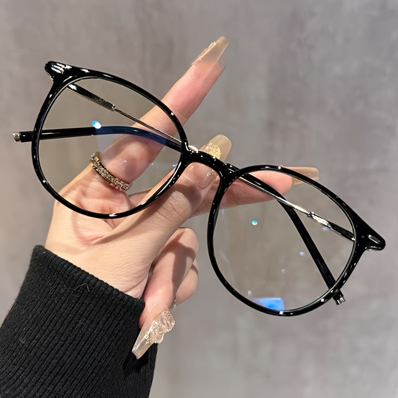 

Chic Y2k-inspired Round Frame Clear Lens Glasses For Women - Slimming Effect, Blue Light Blocking, Fashionable Accessory For Women Glasses For Women