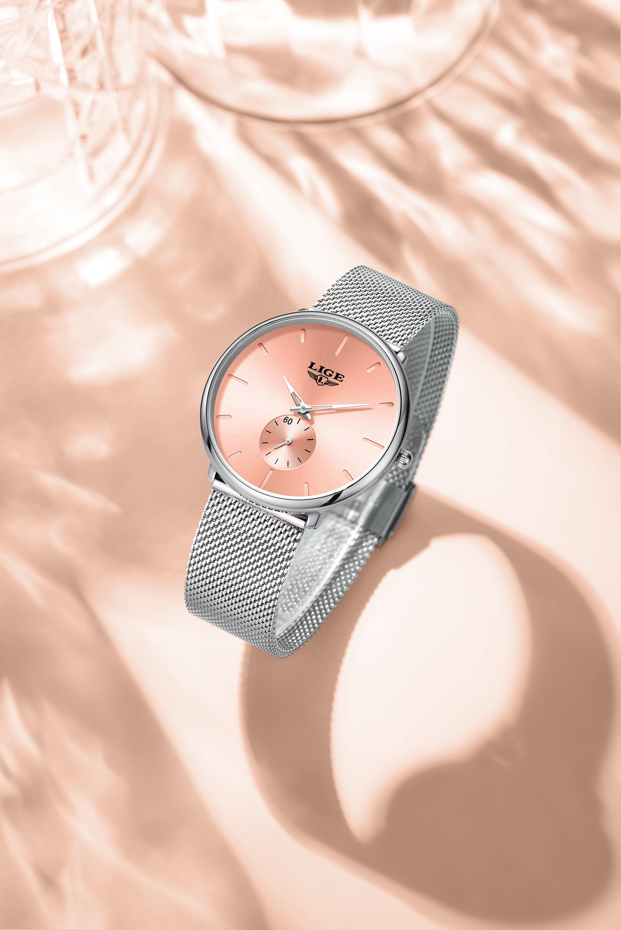 LIGE Timepieces Feature a Stylish Round Quartz Design, Embodying a Easy Yet Classic Three-Hand Style. This Watch Is Perfect for Women, Available in White, Blue, And Black. It Seamlessly Blends Business Casual with Sporty Elegance