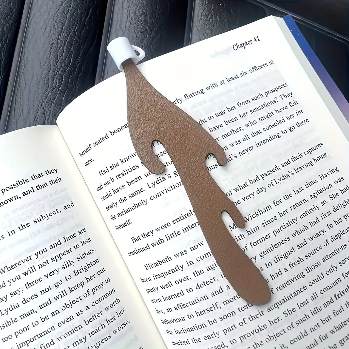 

Creative Spilled Coffee Cup Design Bookmark, Durable Brown Paper Material, Novelty Reading Accessory For Book Lovers