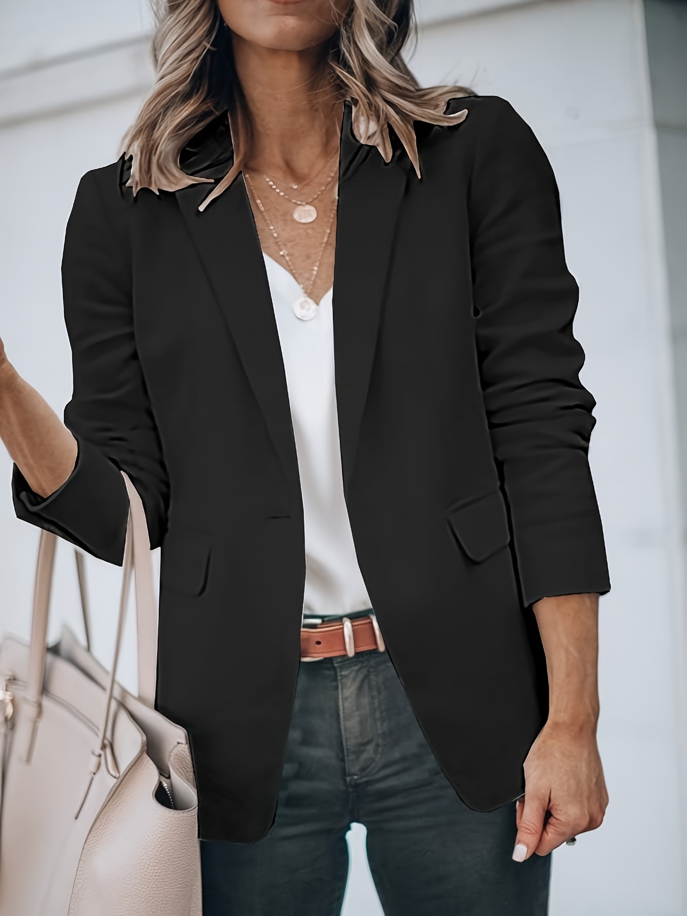 * * de lapela aberta na * * * de * * para escritório e trabalho, roupas  femininas, image size:800x1067