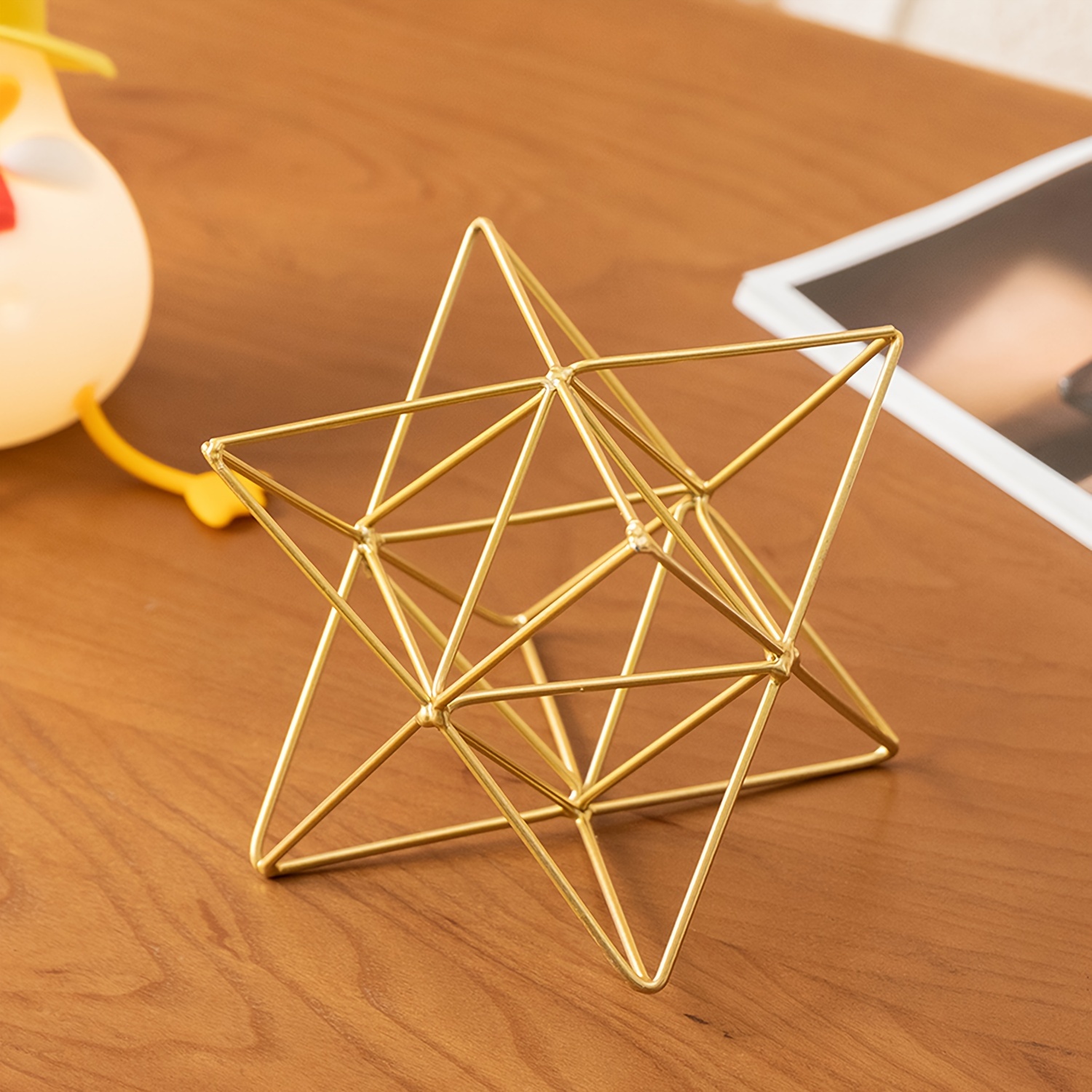 YiLifebes Metal Geometric Sculptures Home Decor, 3D Gold Decor Metal Table Top Decor Sphere, Abstract Coffee Table Decor Living Room