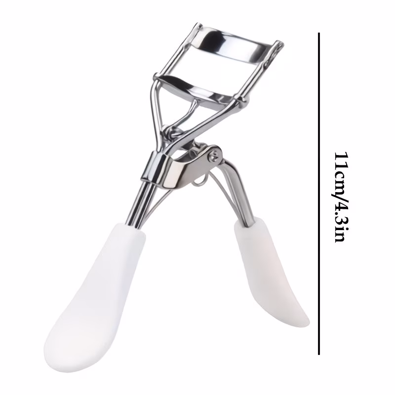 eyelash curler with 10 replacement pads designed for long lasting use making lashes and fuller and safe for this eyelash curler shapes effortlessly without the skin Product details 4