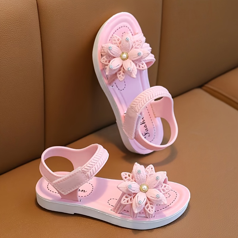 Soft and Comfortable Princess Sandals for Little Girls: Floral Design, Low Heel, and Lightweight Construction