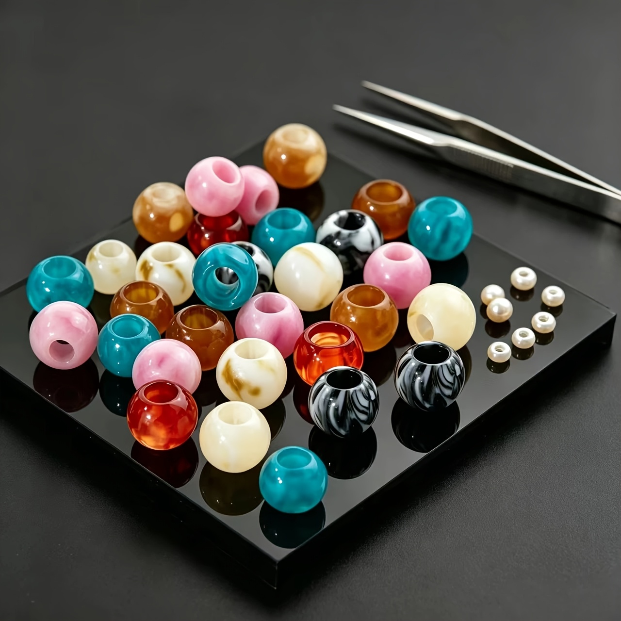TEMU Lot de 102 perles rondes acryliques bicolores de 8 mm à grand trou de style vintage, pour vêtements, chaussures et accessoires de bijouterie >