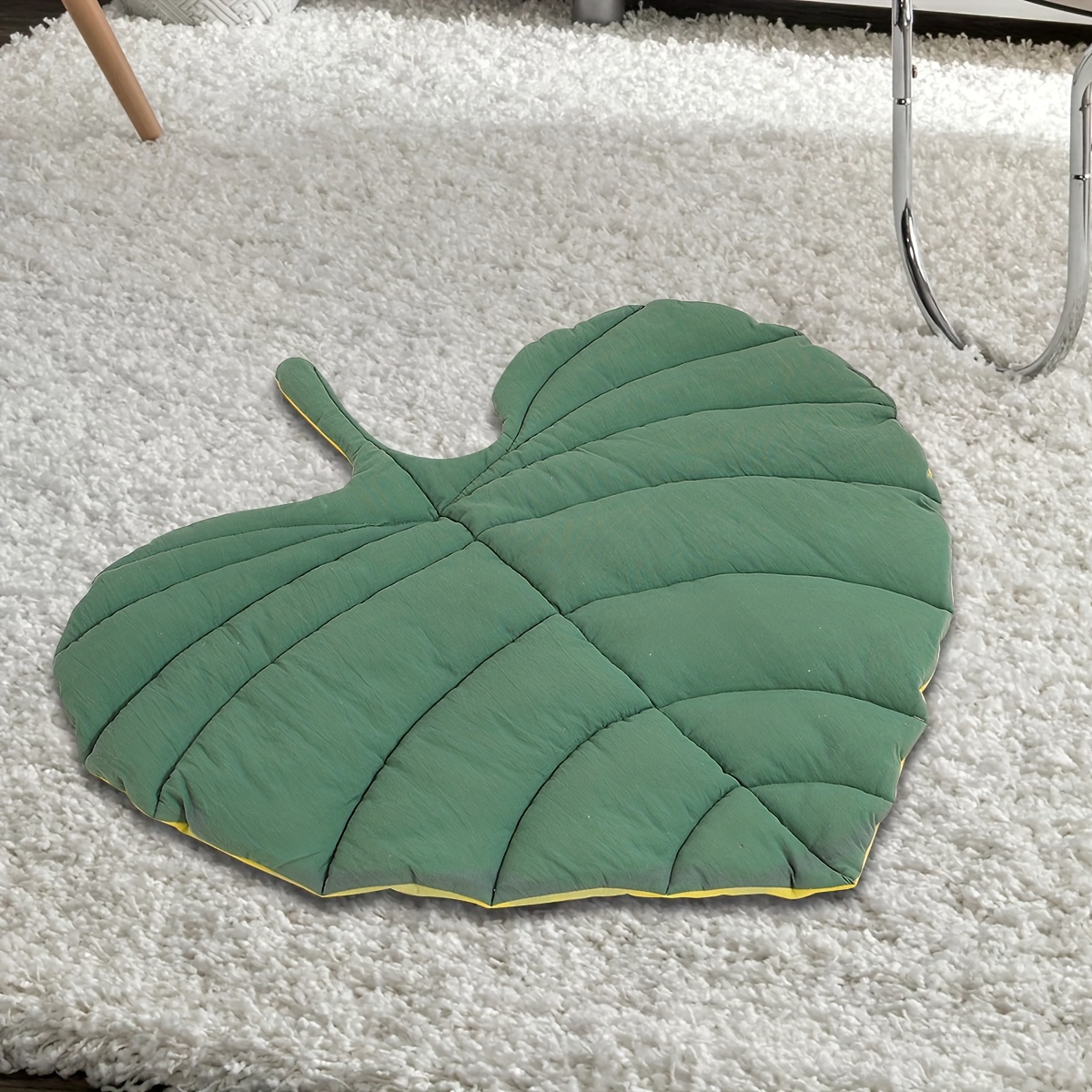 

All- -shaped Pet Mat & - Polyester , Non-electric Cat Bed Pad