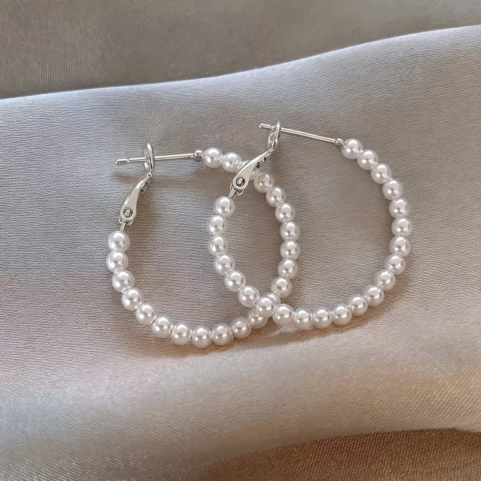 Image of 1 Pair Of Minimalist Fashion Plastic Pearl Earrings, Women's Additions, Vacation, Dating, For Holiday Gifts