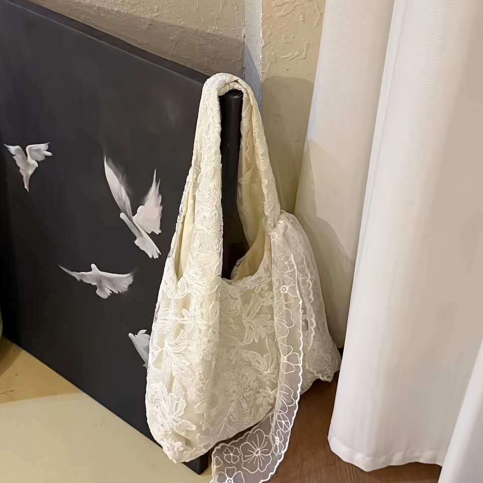 Fresh Lace Floral Single Shoulder Bag Women's Large Capacity Storage Bag Commuter Tote