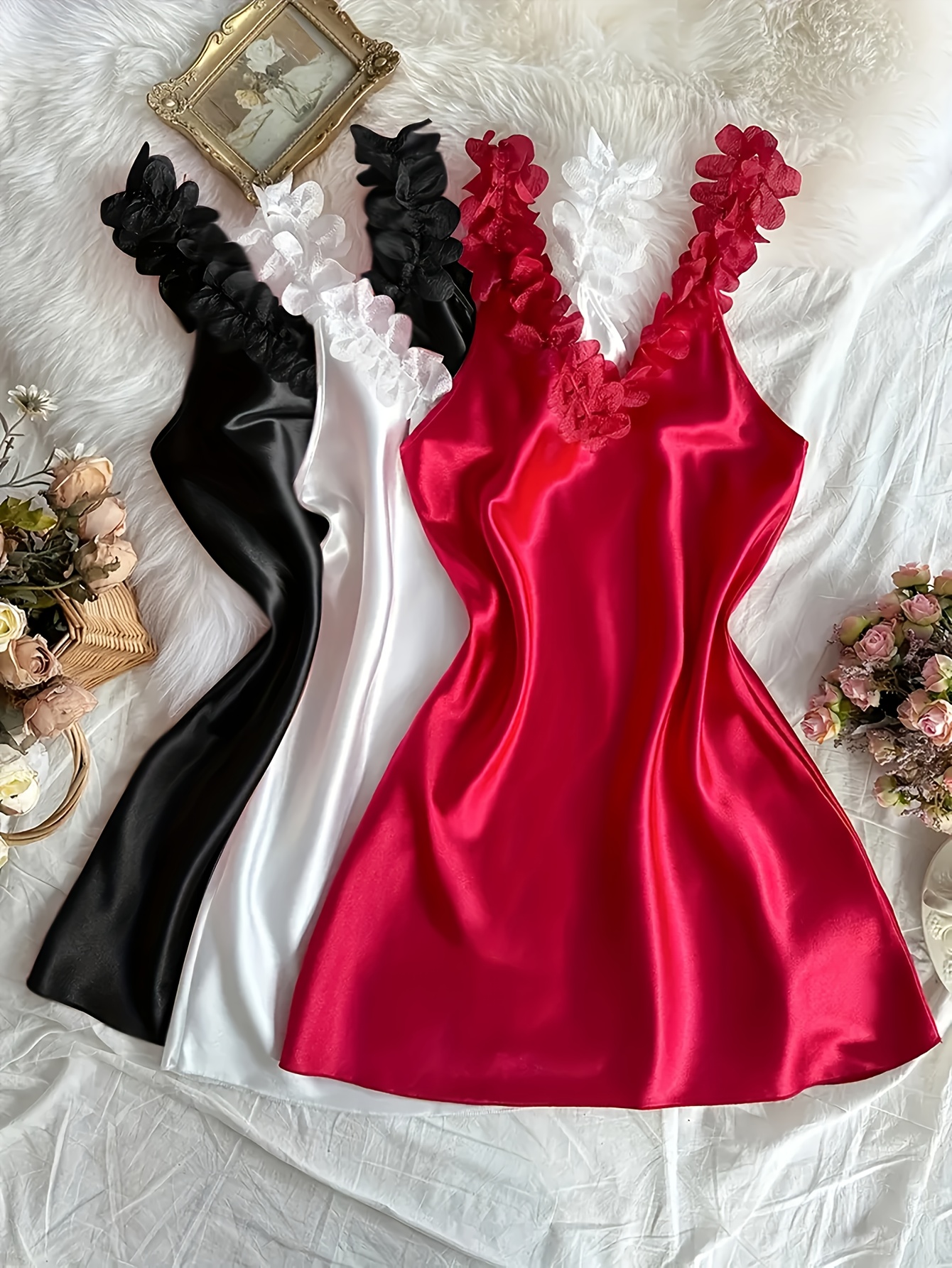 3pcs Women's Fashion Romantic Simple Camisole Nightgown Set