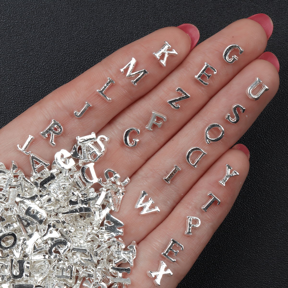 TEMU 72 piezas de accesorios para uñas de metal minimalista con 26 del alfabeto inglés, pedrería decorativa 3D para uñas de aleación metálica, dijes