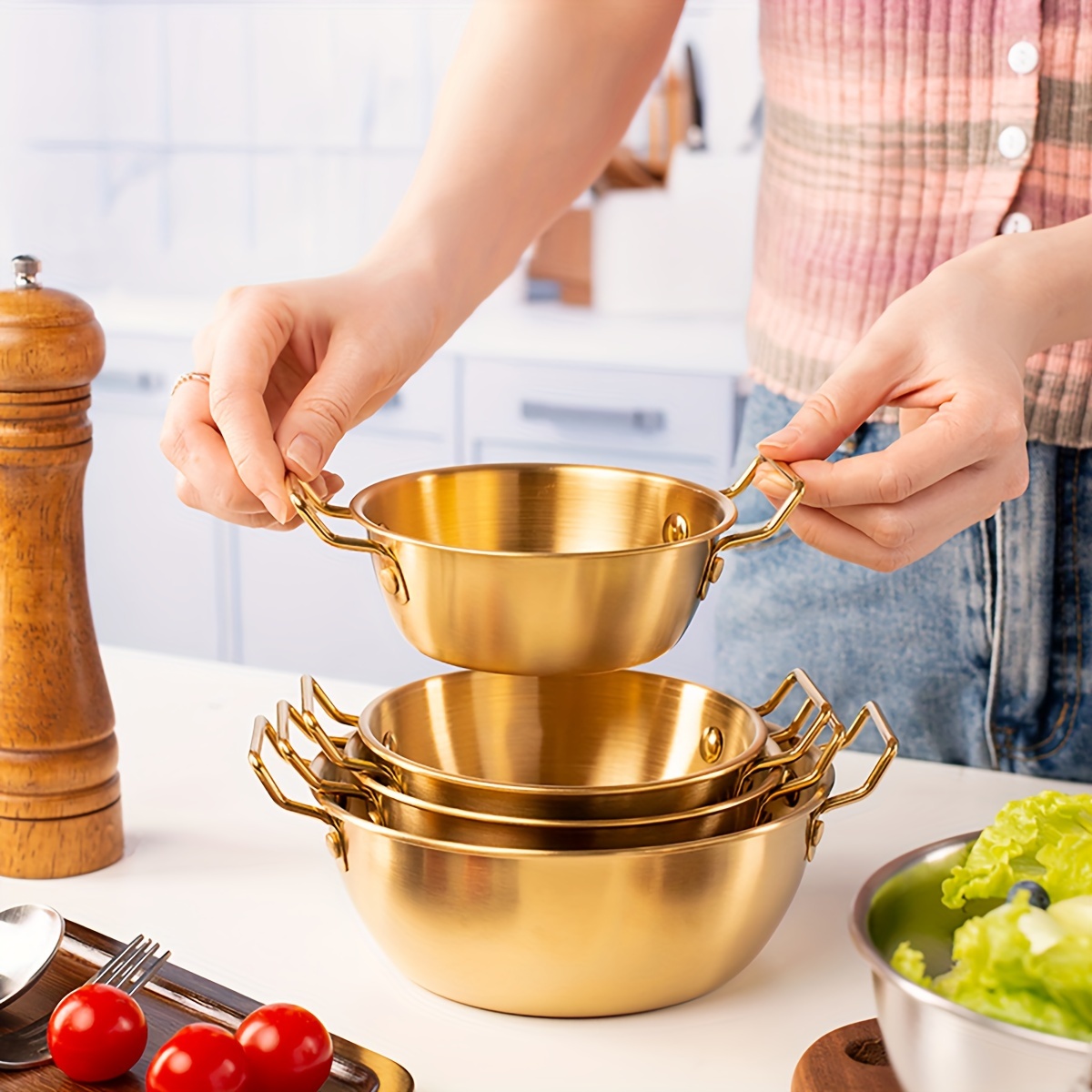 

1pc 304 Stainless Steel Round Bowl With Handles - , Outdoor Safe, Multi-use For Ramen, Soup, Salad, Cereal - Elegant Japanese & Korean Kitchenware