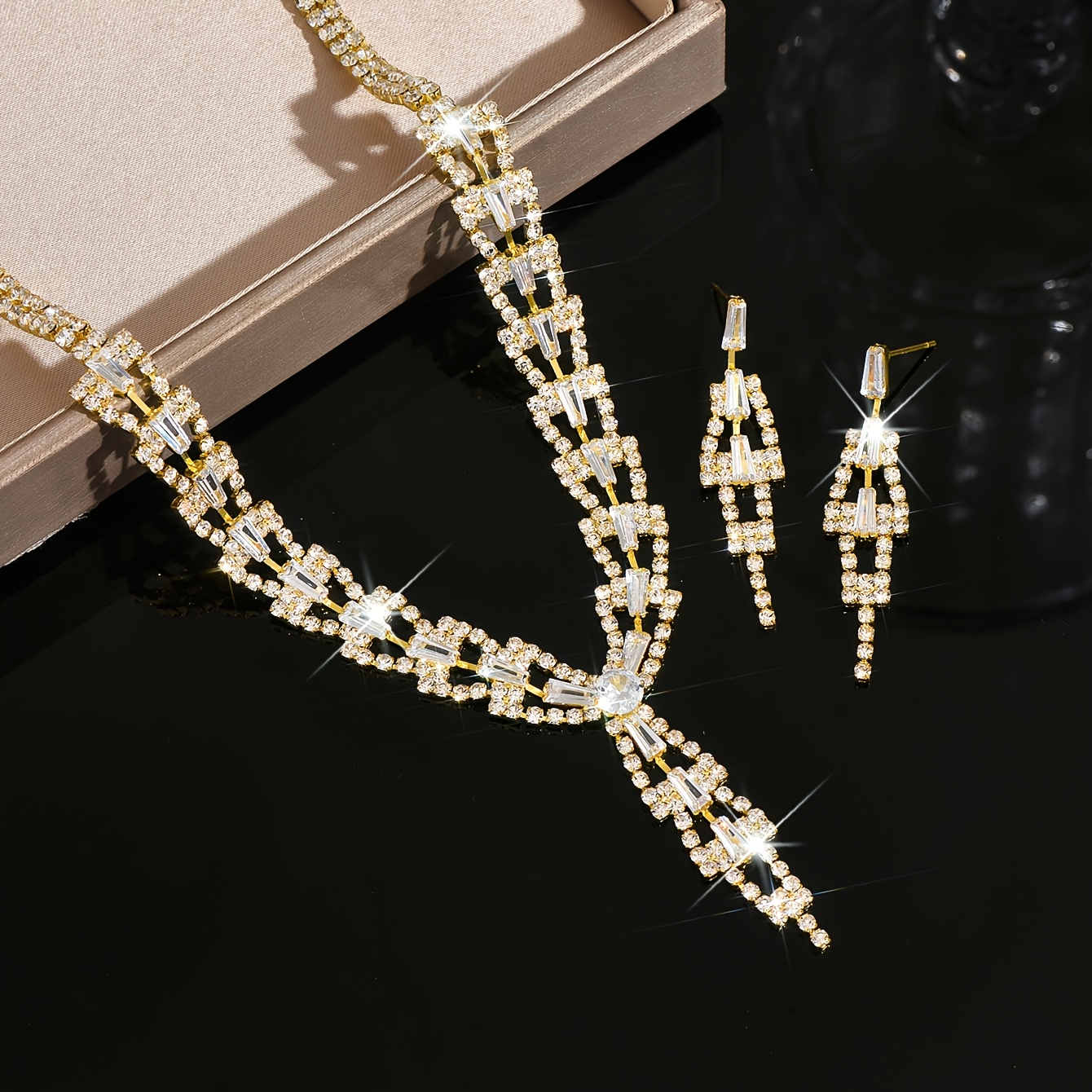 Chic Tailored Embellished Jewelry Set for Wedding Receptions