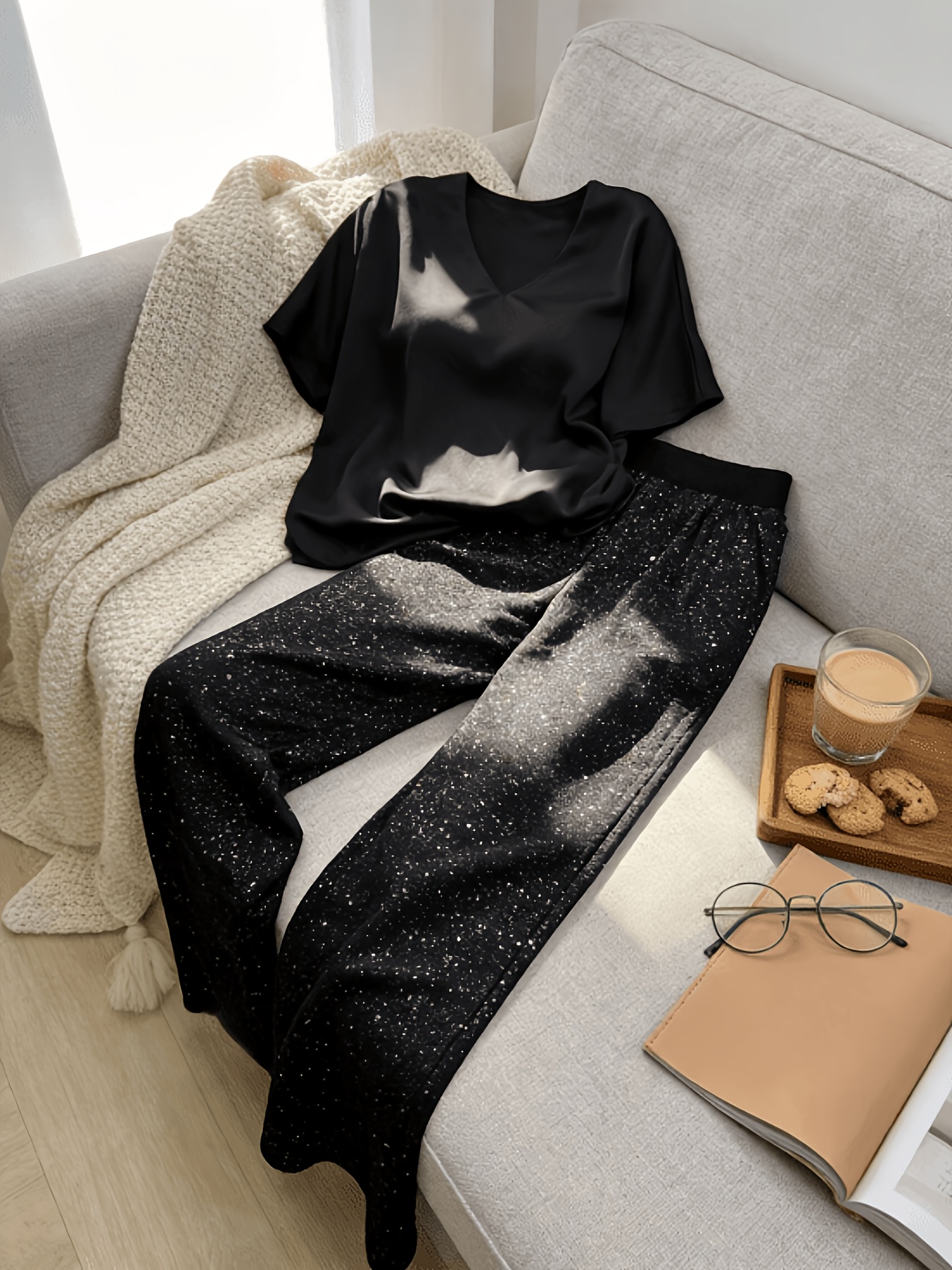 Plus Size, Women' Plus Size Black Sequin Wide Leg Pants - Stretchy Palazzo  Trousers with Sequin Hem, Beltless Straight Leg Pants Suitable for Curvy  Women, Elegant Evening Wear for Weddings, Parties, ...