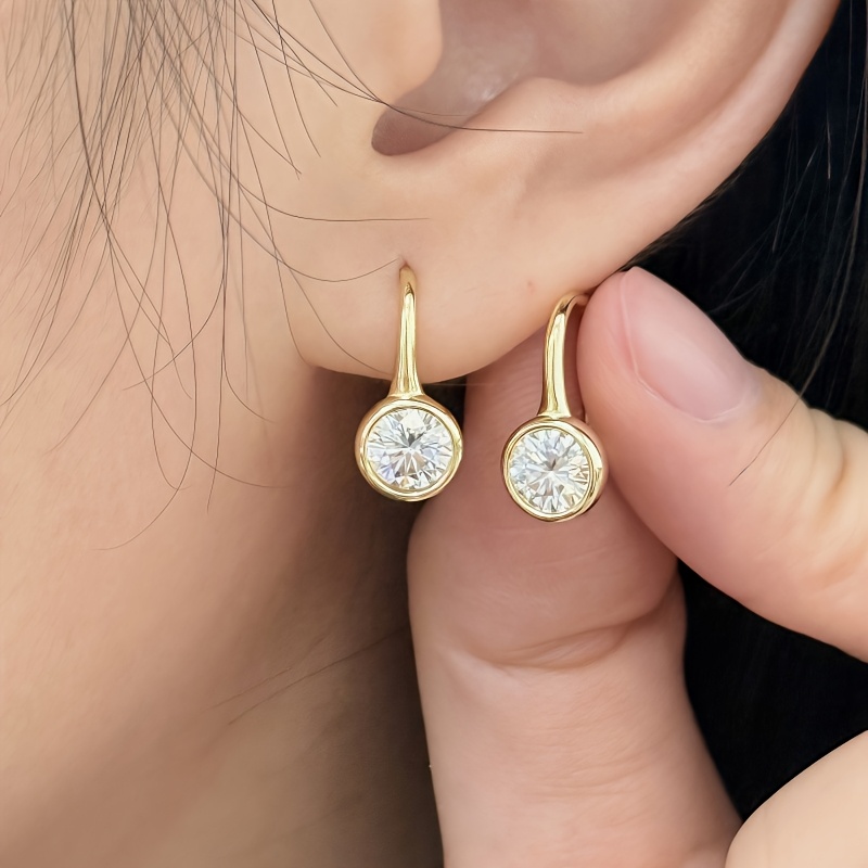E-shop Paar einfache, klassische, modische vielseitige Paar-Ohrringe für Damen Herren aus 925er Silber mit 14K Goldbeschichtung 0,5 *2 Moissanit,