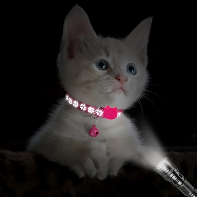 2pcs reflective pet collars light up when illuminated keep your pets   at night Product details 1
