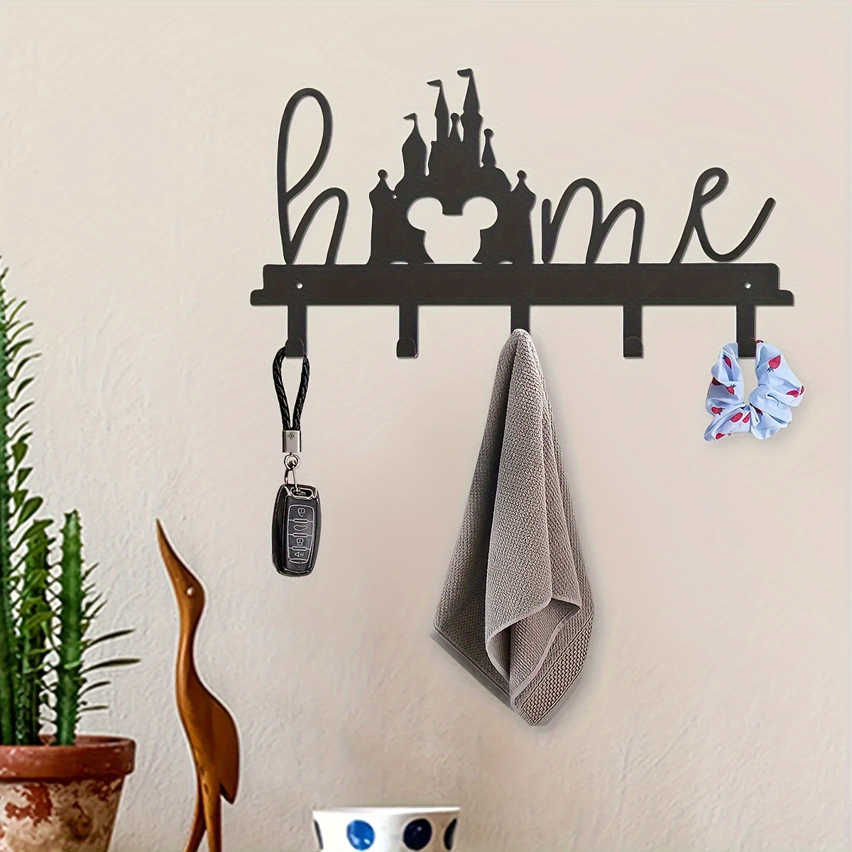 

Rustic Metal Key Hanger - Easy Install Wall-mounted Hook For Coats, Bags & Keys - Multi-purpose Home Decor Storage Solution