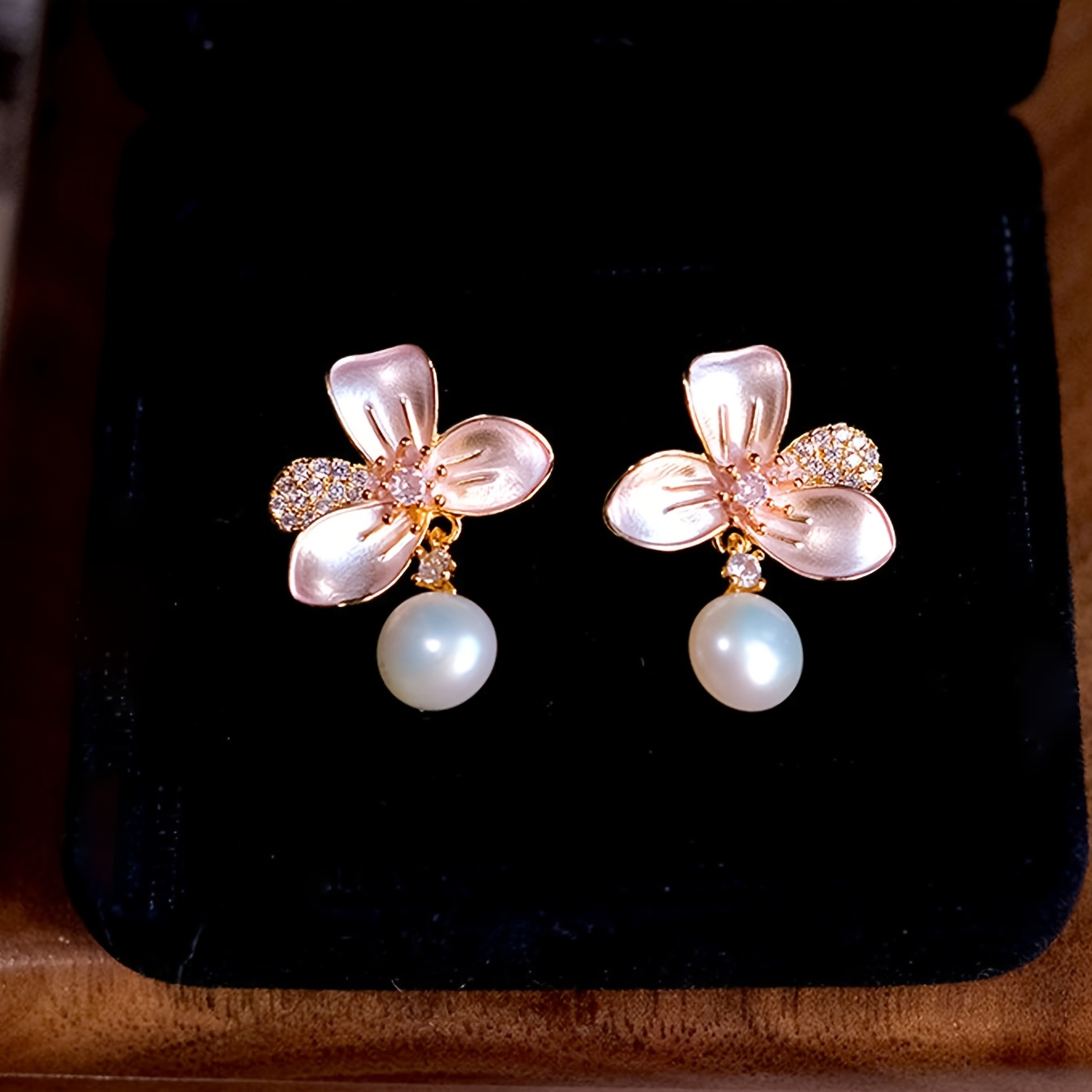 Women's Exquisite Elegant Matching Square Zirconia Flower Earrings