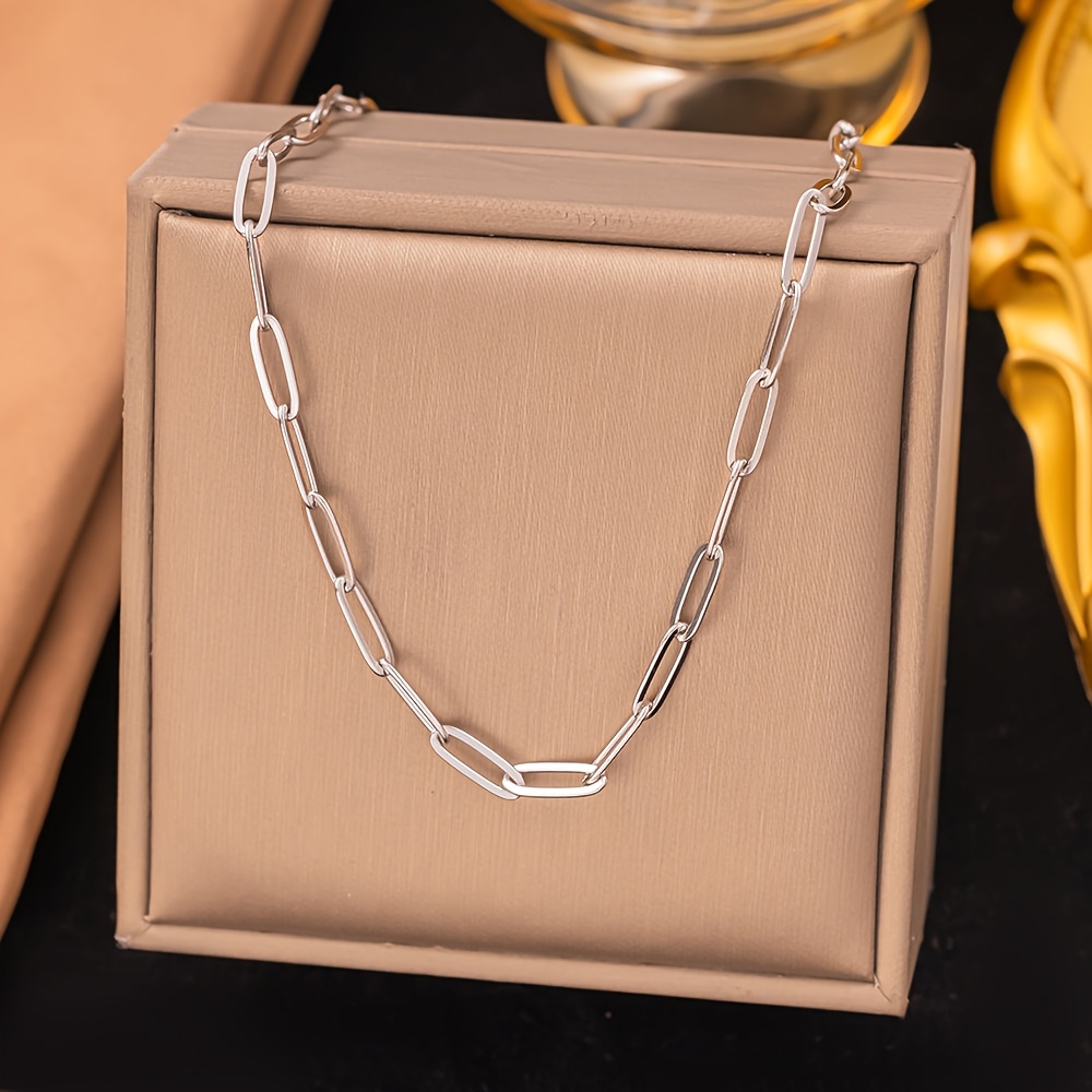 Minimalist Fold-over Clasp Paperclip Chain Necklace for Women