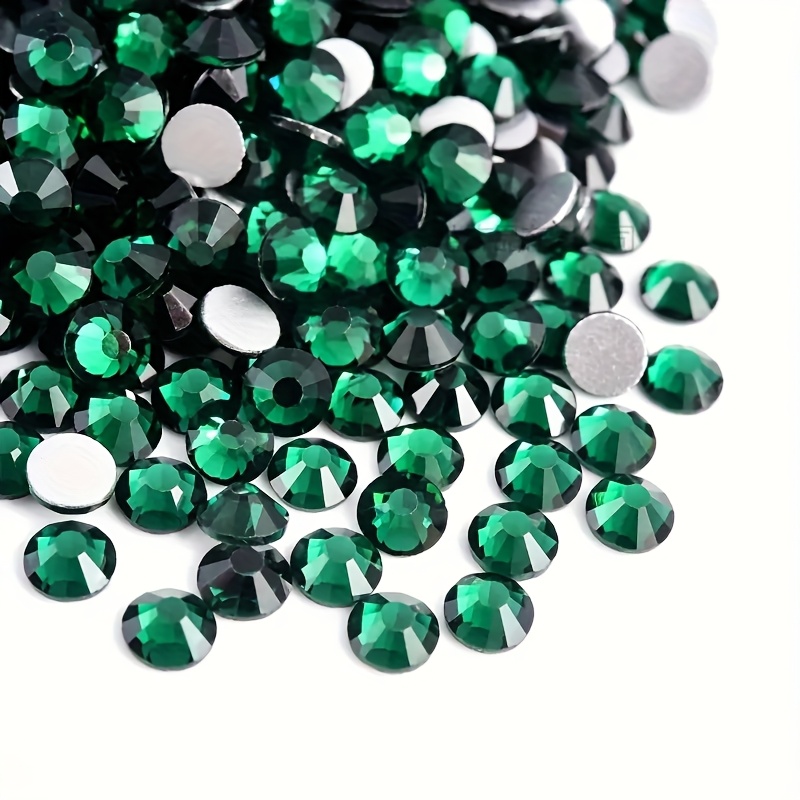 TEMU 1015pcs Of Flat Back Round Crystal Rhinestones, 3mm In Size, Suitable For Crafts, Nail Art, Face Decoration, Clothing, Shoes, Bags, And Projects