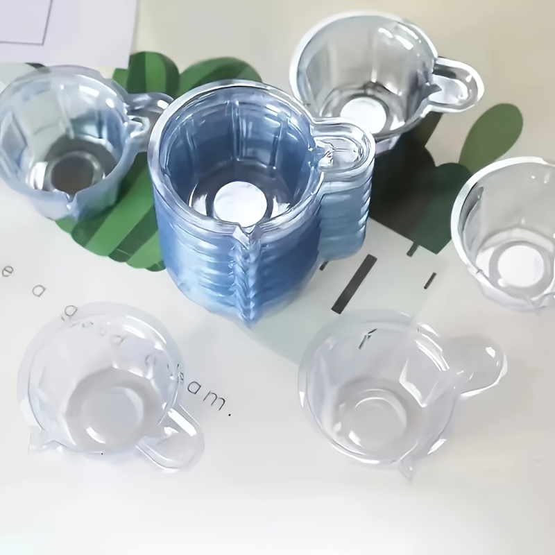 100pcs Plastic Mixing Cups for Color Mixing and Crafting