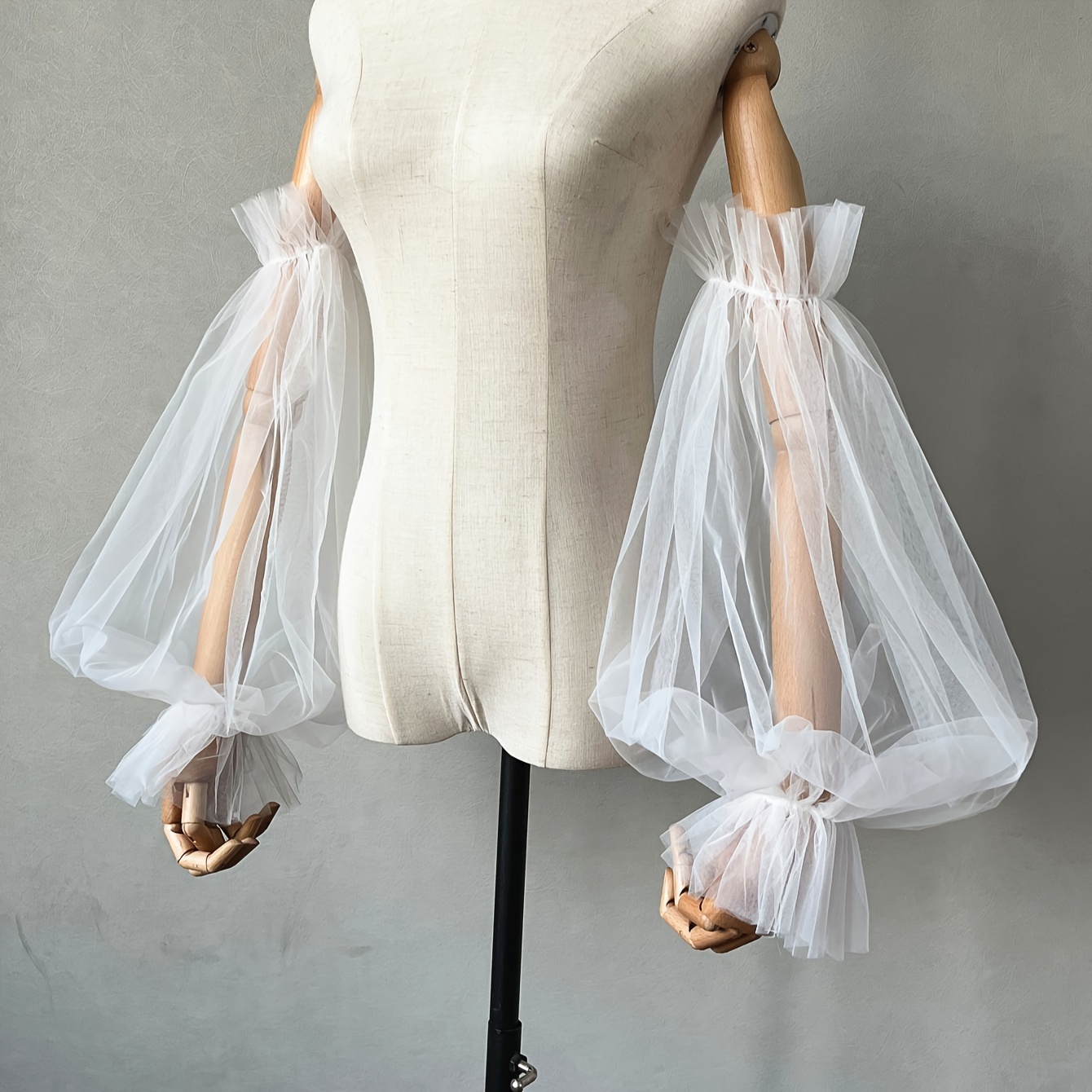 Bridal Gown Accessory Puffy Sleeves, Romantic Wedding Sheer Arm Cover,  Photo Studio Sleeves For Brides, Ethereal Tulle Arm Sleeves For Women,