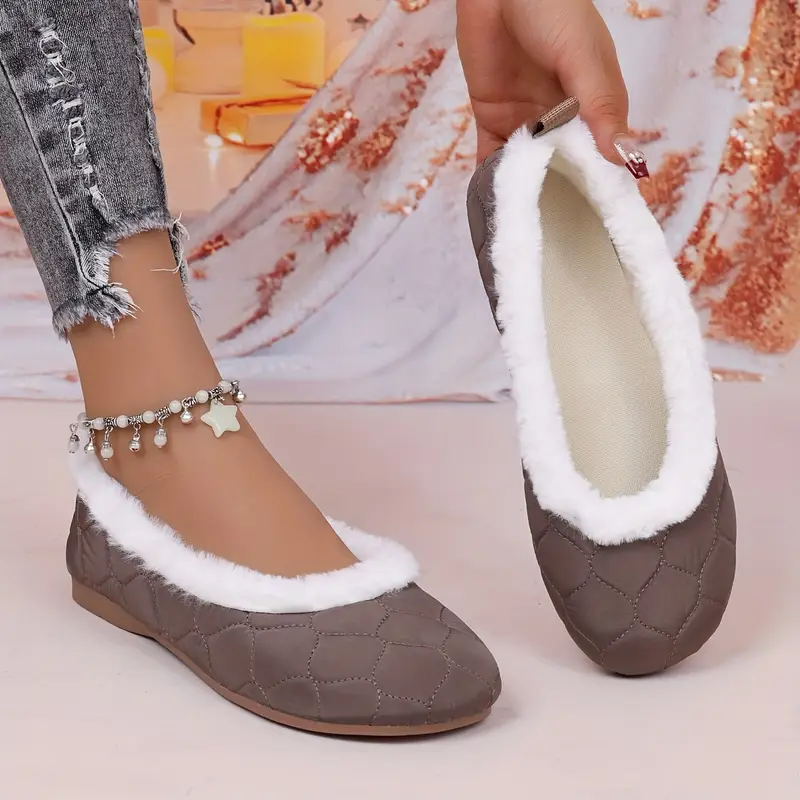 customer cozy plus size womens flats soft fashionable slip on shoes with plush lining for winter 2