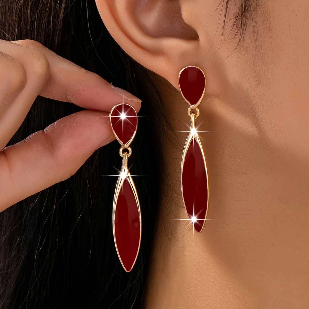 E-shop 1 Paar Vintage-Ohrringe mit rotem Emaille-Tropfen, lange Tränenförmige Quasten-Ohrringe im französischen Nischen-Design, luxuriöse weinrote