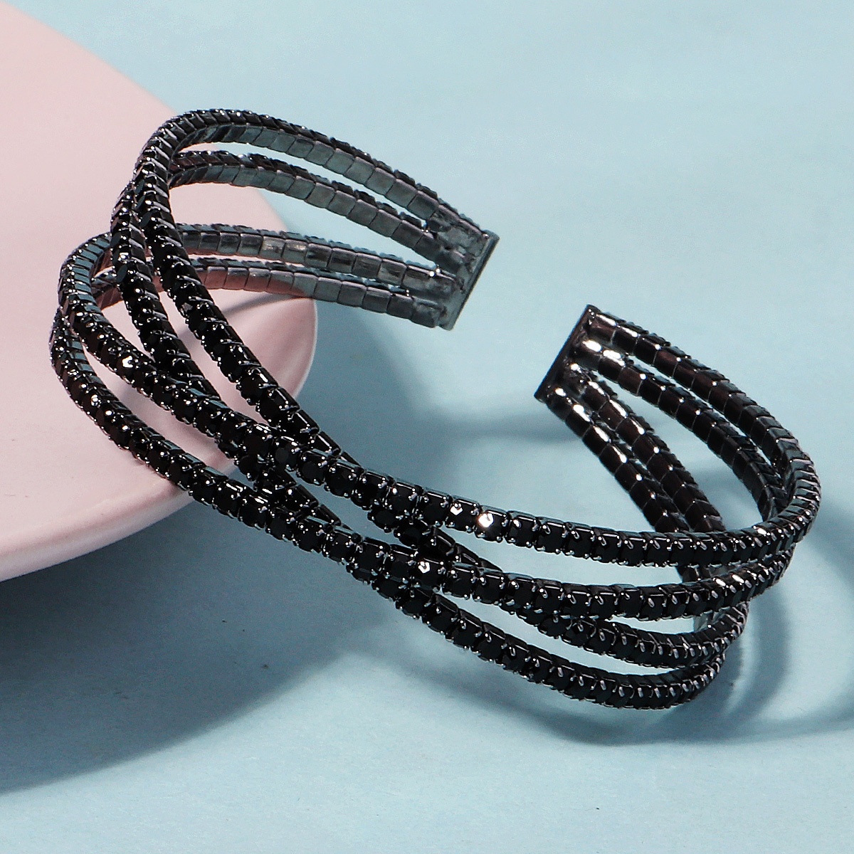 Image of Rhinestone Claw Chain Open Bracelet Cross Design Niche Fashion Jewelry Suitable For Daily Matching Gifts