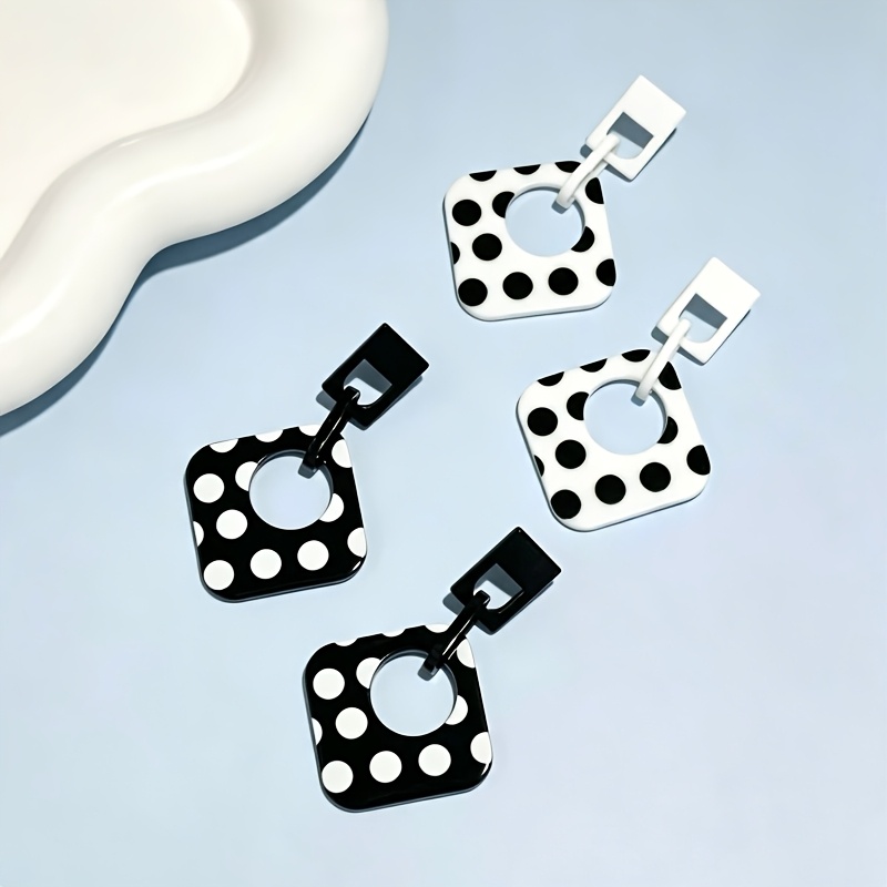 2 Pairs Elegant Rhombus Polka Dot Earrings Set