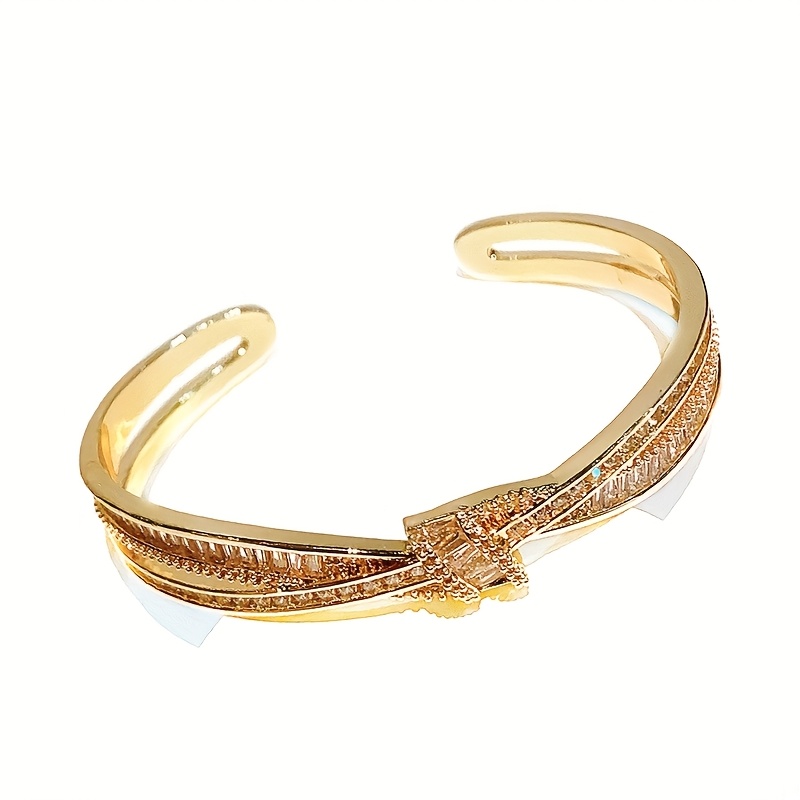 E-shop Damen-Mode-Armreif mit Einlage, Kupfermaterial mit 18K-Goldbeschichtung, synthetischer Zirkonia, geeignet für tägliche Ausflüge