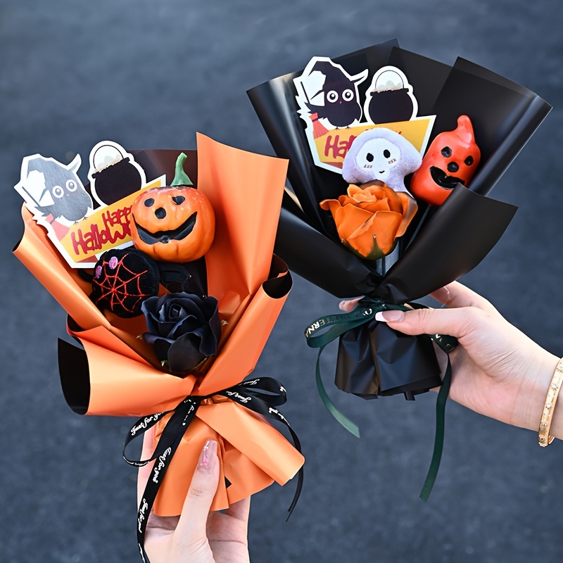 

Bouquet With Black Rose, Pumpkin & Spooky Characters - Plastic Party Favors For Friends And Family, Themed Decorative Artificial Flower Gift Bag With Elements - 1pc