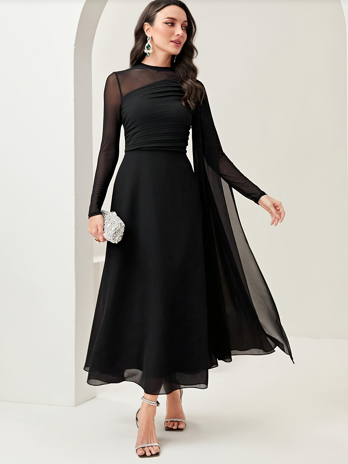 Elegante zwart-wit mesh jurk met lange mouwen voor dames, met transparante  laag en bloemenmotief Chic drielaags ontwerp, lange mouwen, ronde