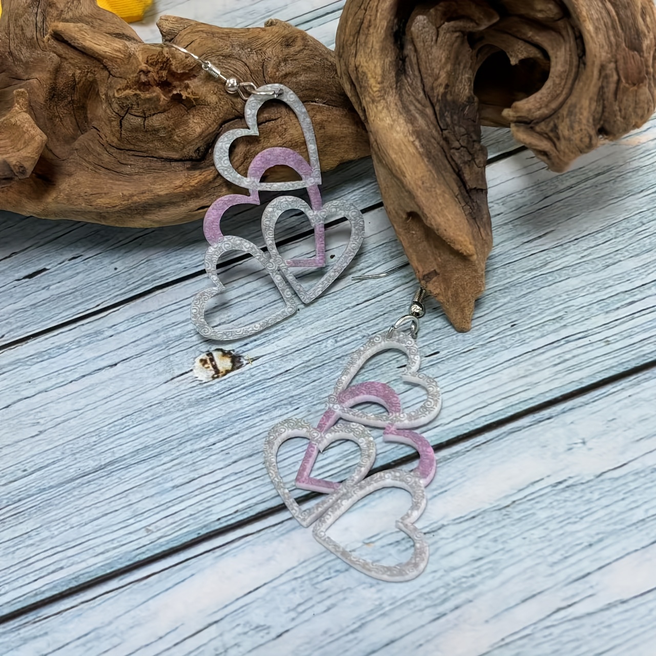 -border 's Day Heart Acrylic Earrings, Retro Style Ear Jewelry