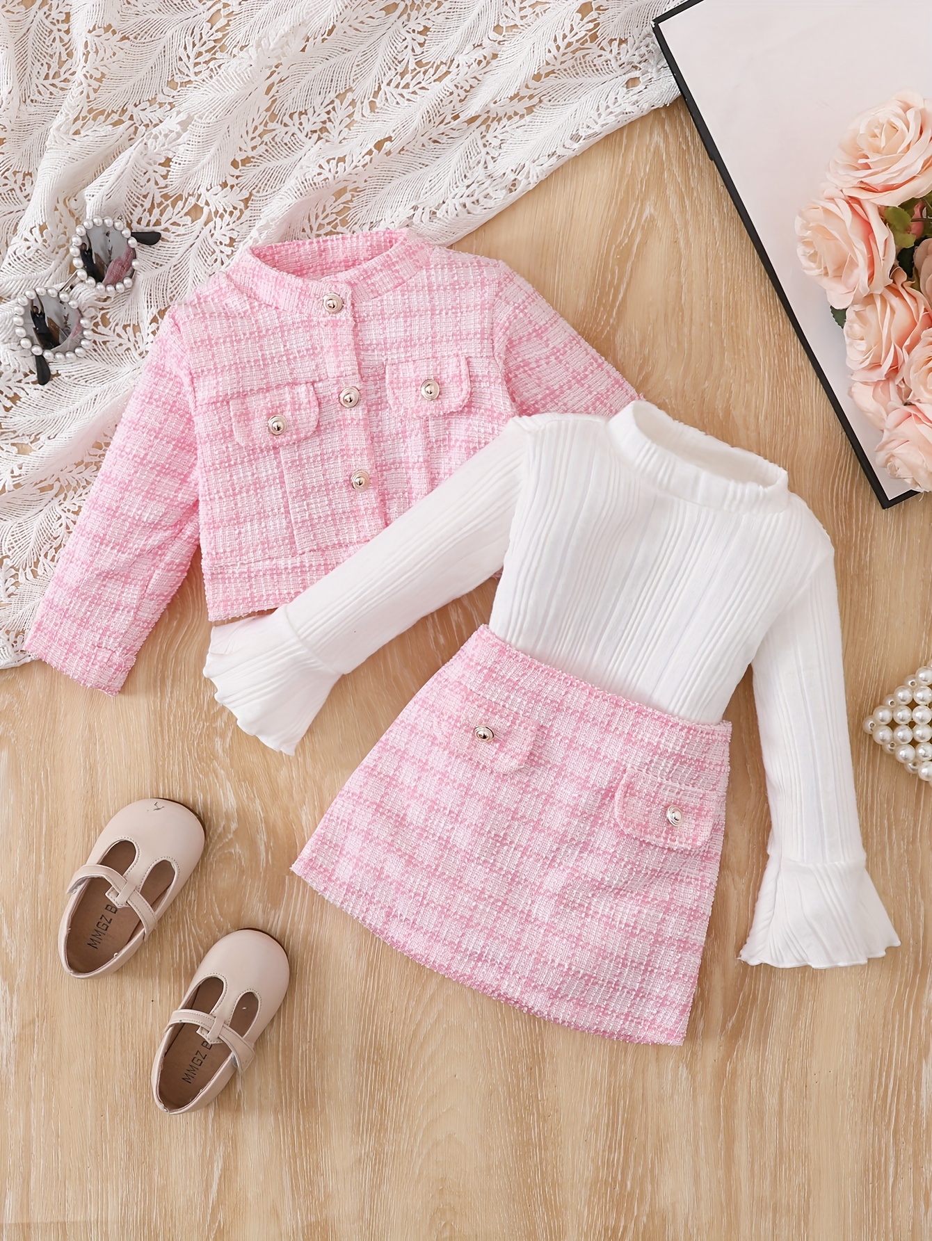 a stylish three piece french outfit for   for early autumn for outdoor Product details 22