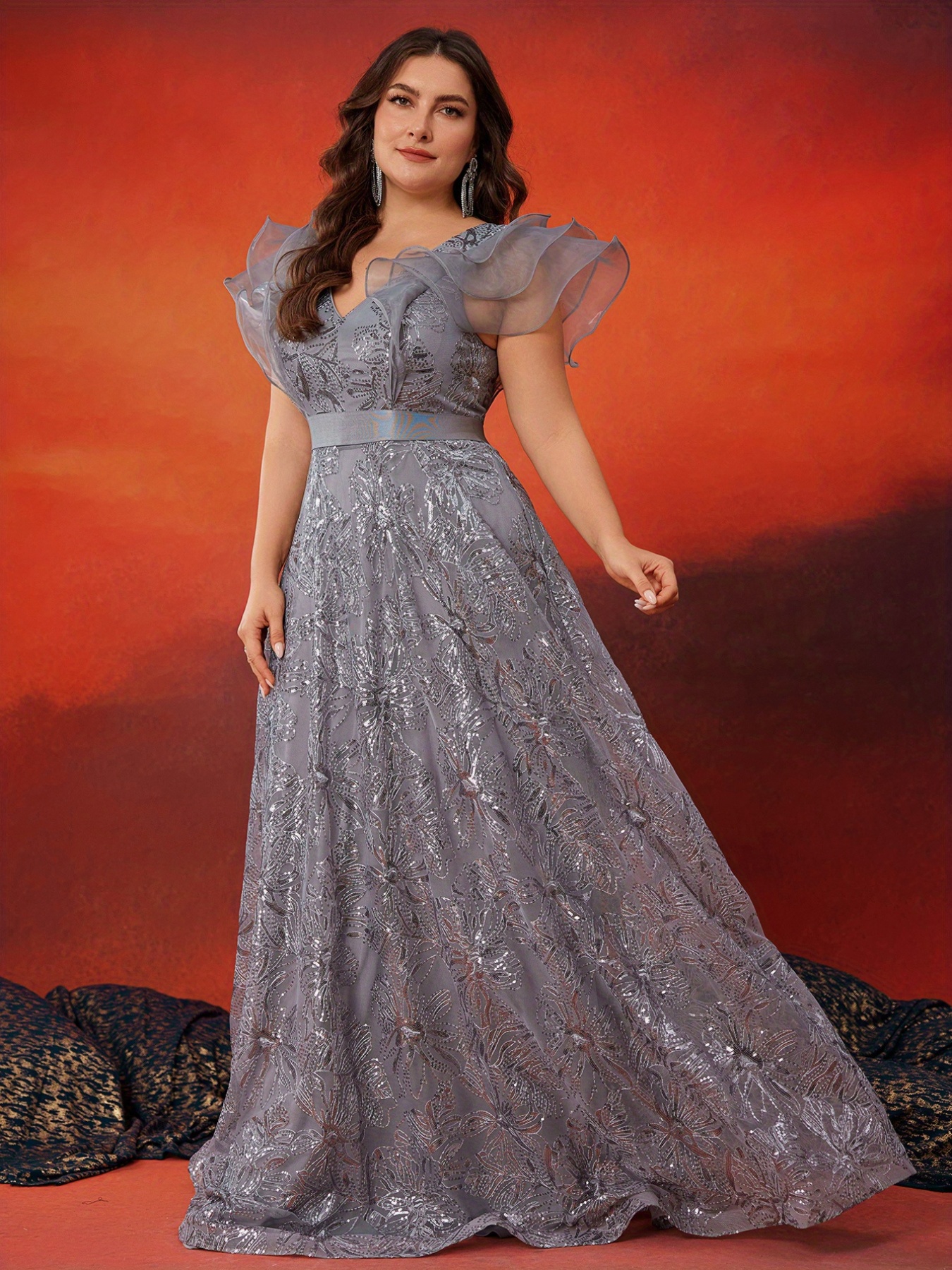 Plus-Size Women'S Elegant Spring And Summer Dress Featuring Sequin a  V-Neck, And Edges Formal Parties Event