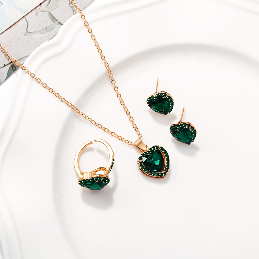 4pcs Elegant Heart Pendant Necklace, Earrings & Ring Set