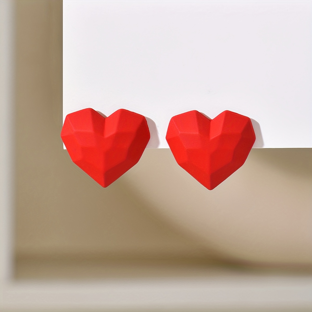 TEMU High-end Matte Rhombus-cut Red Heart Stud Earrings, Stylish Geometric Heart-shaped Stud Earrings