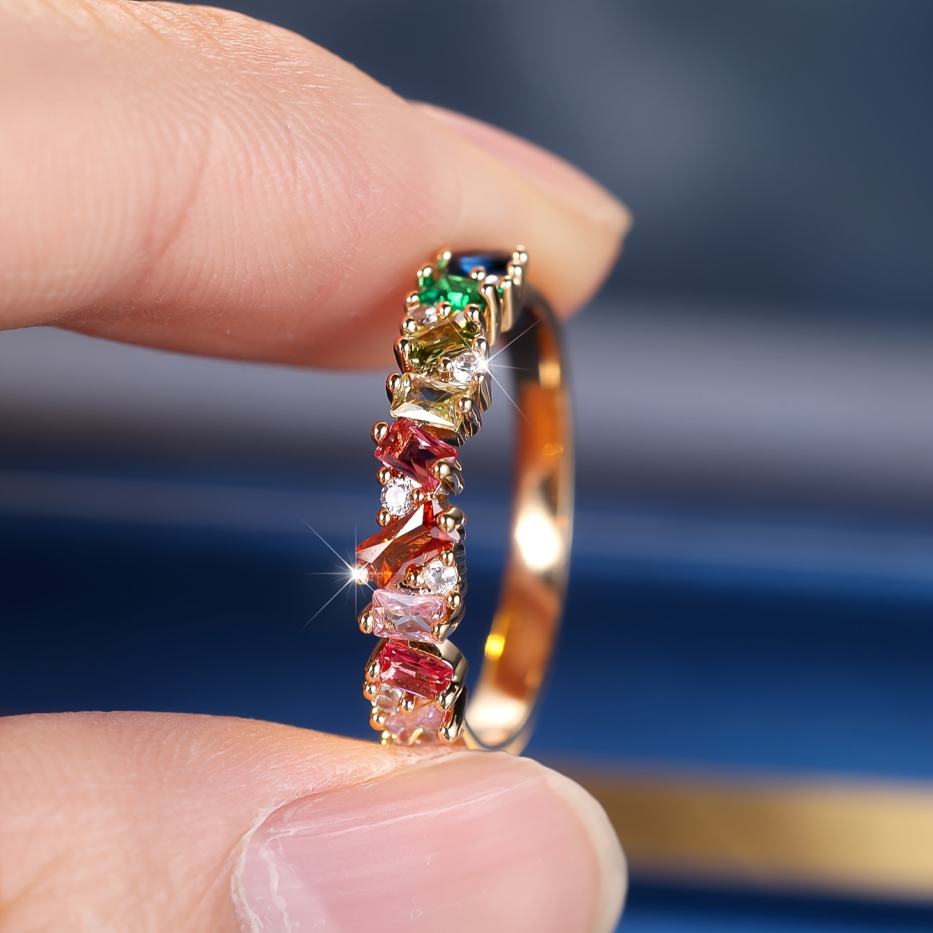 Fashionable and Luxurious Rainbow Synthetic Zirconia Ring for Elegant Women's Daily Wear