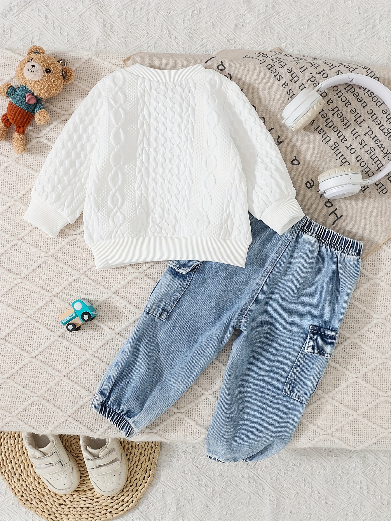 2pcs winter outfit set   patch sweater fringe hem jeans with elastic waist brown bear pocket pants machine washable clothes autumn winter casual playwear   outdoor Product details 16