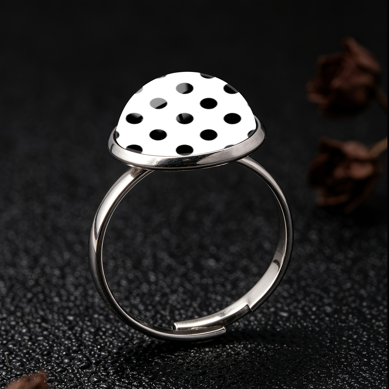 TEMU 1pc Minimalist Black And White Polka Dot Round Pattern With Convex Glass Steel Round Ring, Retro Minimalist Style Suitable For Ladies' Daily