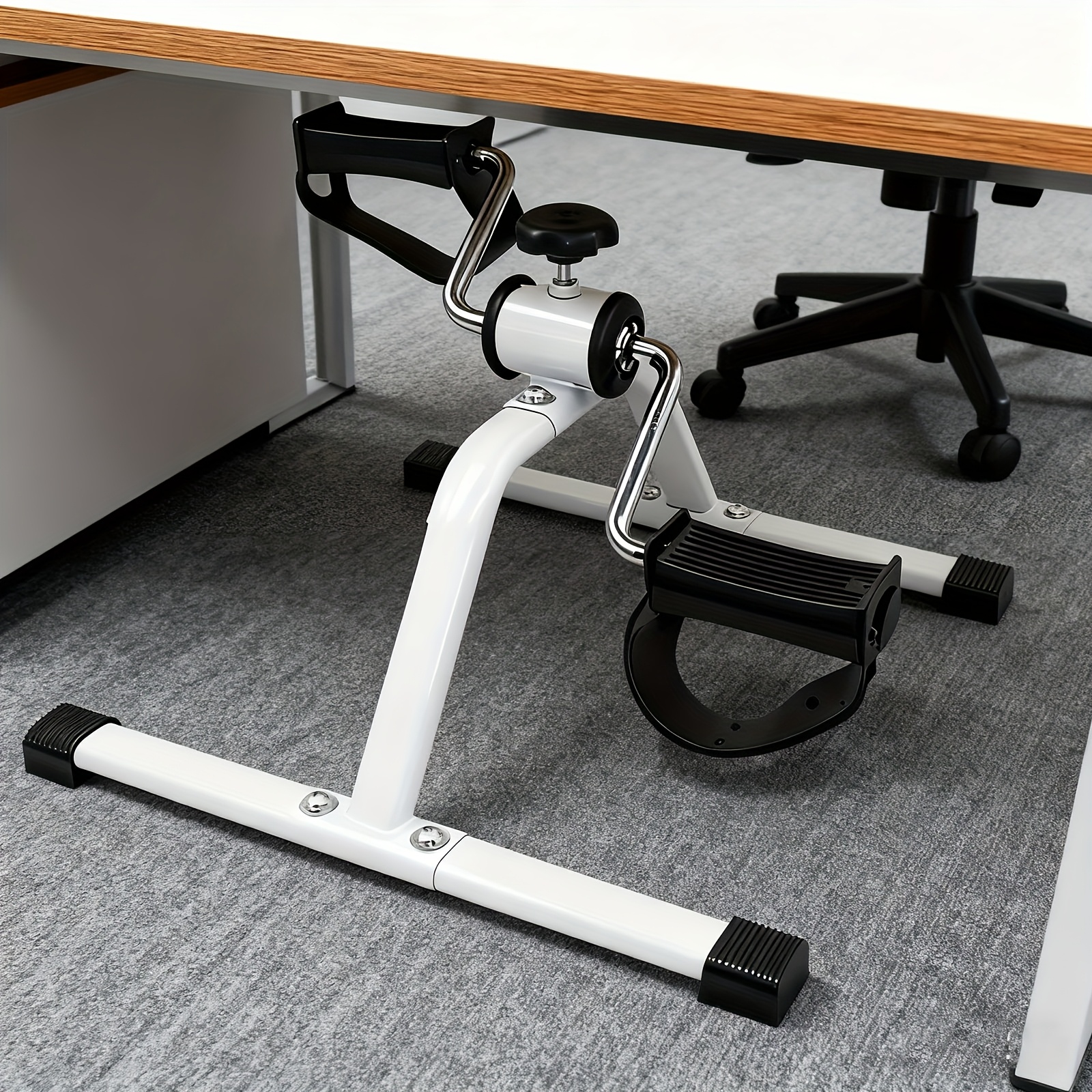E-shop Kompaktes, faltbares Pedal-Fitnessgerät mit stabilem Sockel, erhältlich in Weiß Schwarz, langlebiges Trainingsgerät, multifunktionaler Trainer