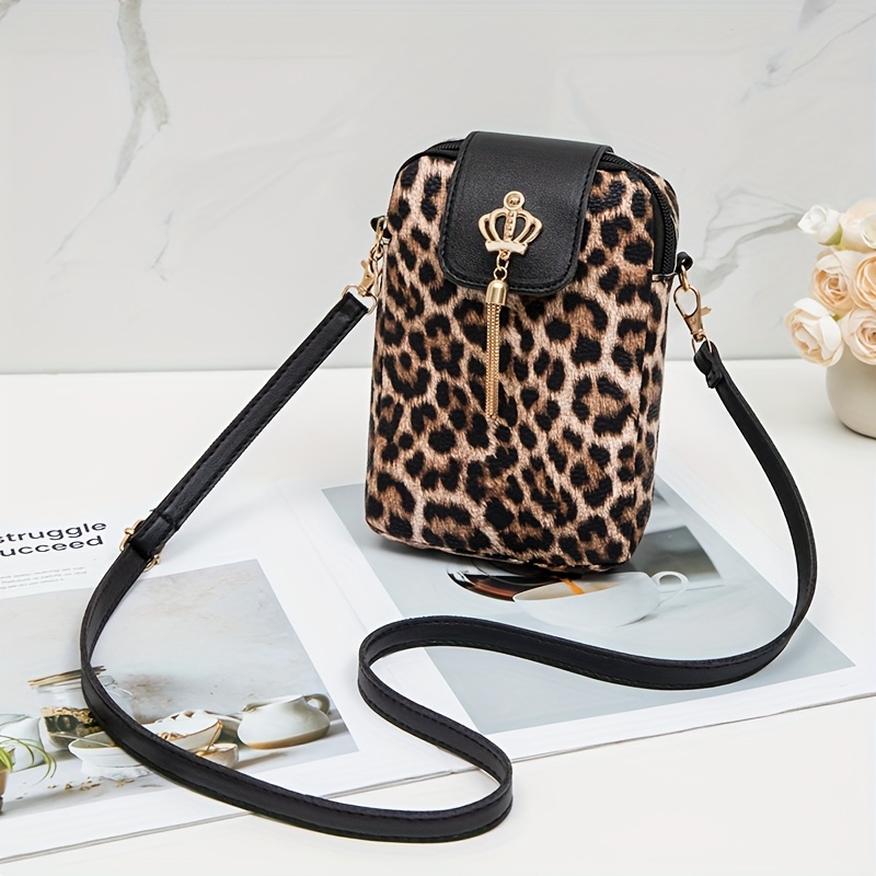 Image of Women's Crossbody Bag Casual Easy Leopard Print Bag Animal Pattern Small Bag Vacation Travel Women's Crossbody Bag