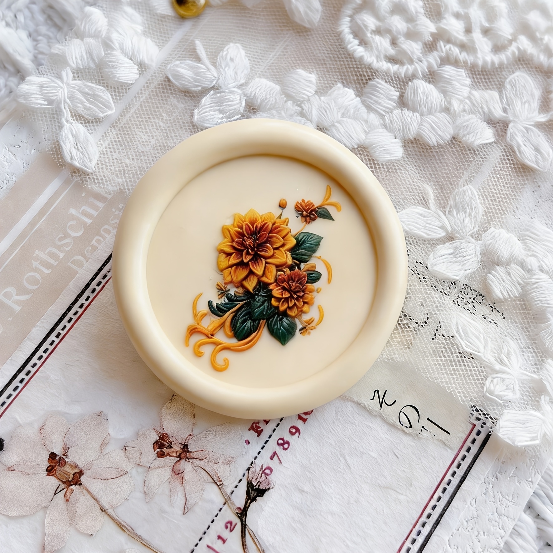 Brass Stamp Head with Creative Flower Pattern Design