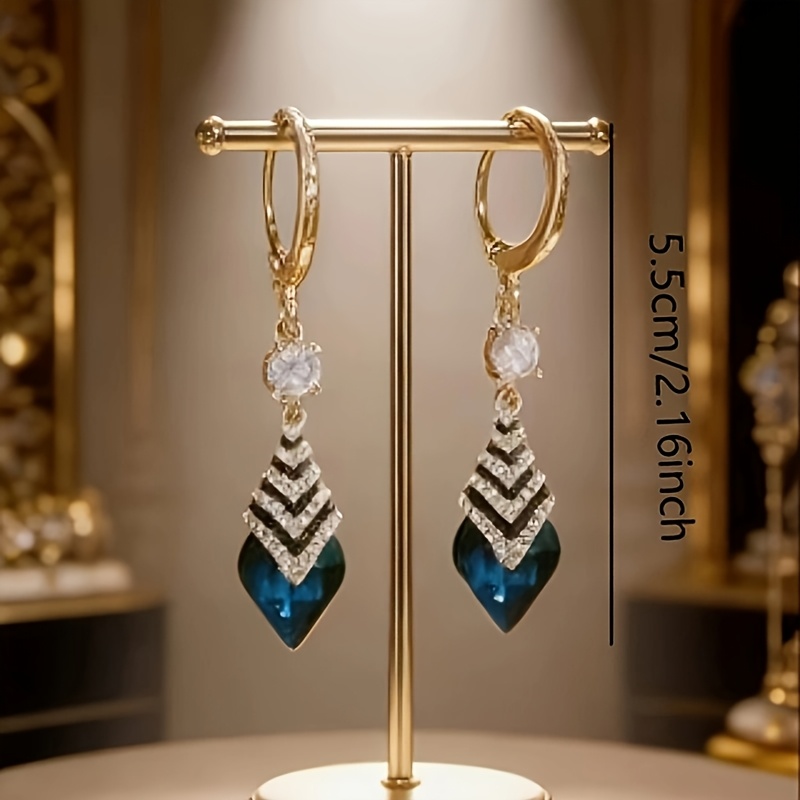 Luxurious Geometric Stripe Design Earrings