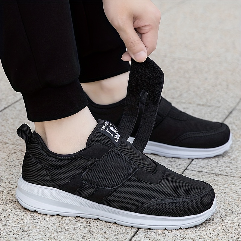 Men's Breathable Wide Width Sneakers with Adjustable Closure