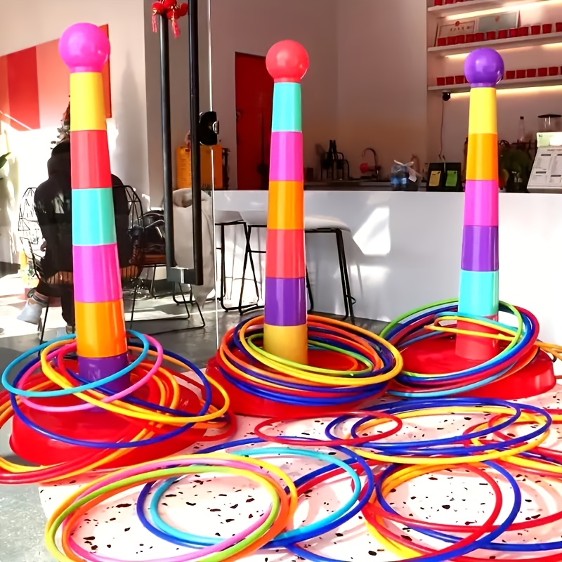 un juguete   de   anillos, ideal para navidad y halloween,   para juegos de lanzamiento en interiores y exteriores, y entretenimiento  . una   opción como regalo de vacaciones (color aleatorio)