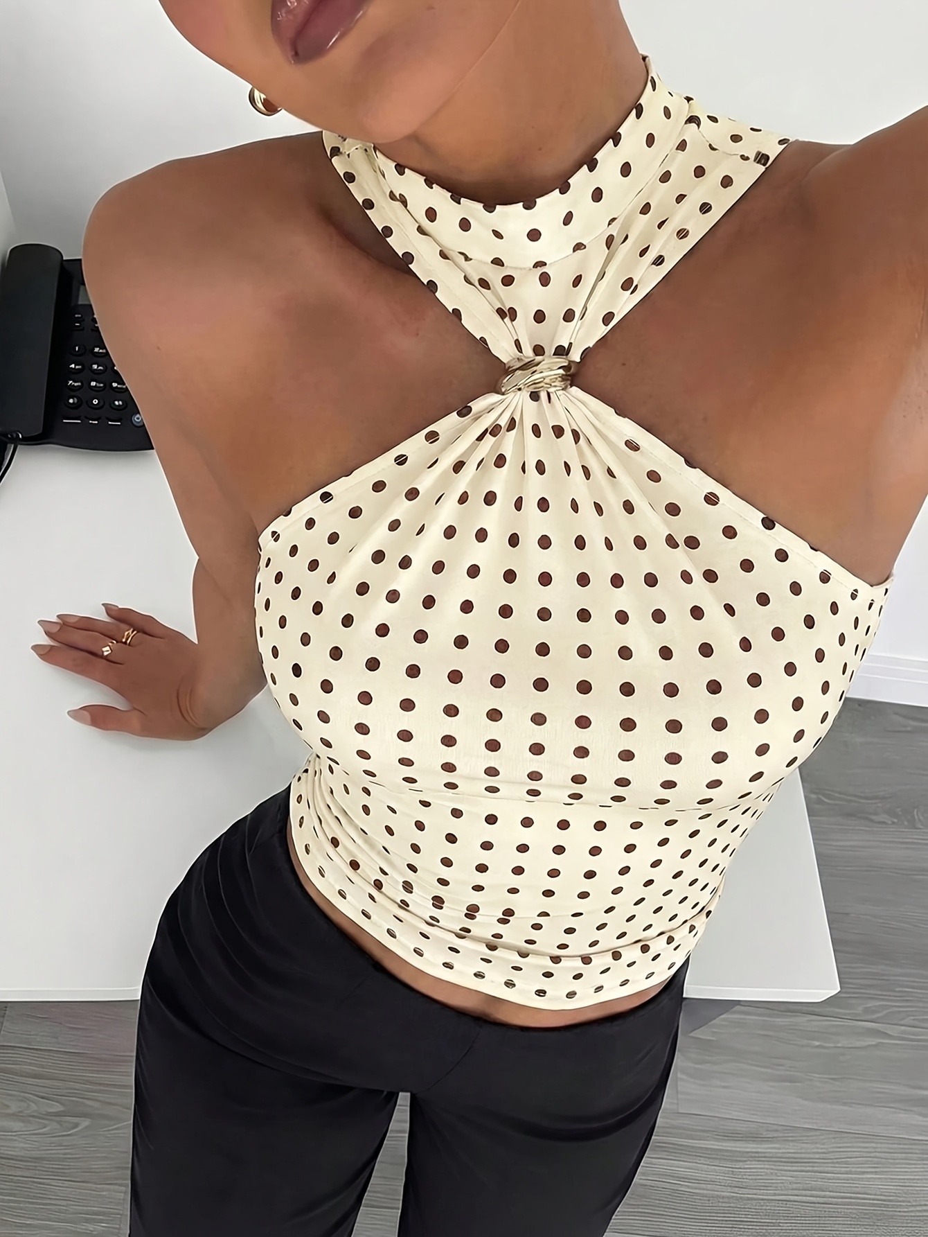 Women'S Polka Dot Halter Top High Neck Sleeveless Crop Top with Metal Ring Detail Slim Fit Elegant Blouse for Party Date Night