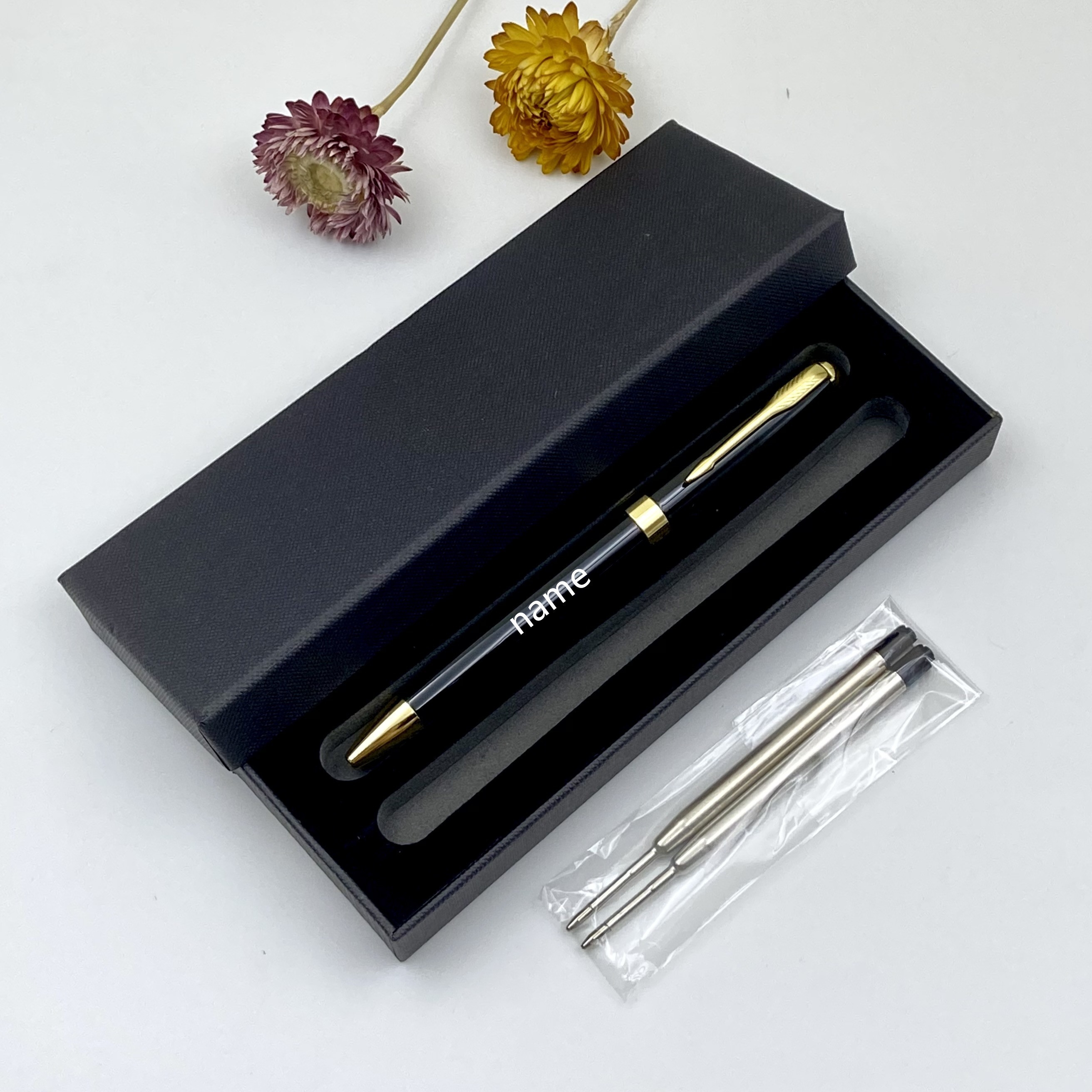 

Stylo à bille doré Youya rotatif télescopique 1pc+2pcs recharges de stylo , stylo cadeau noir pour bureau d', 0.7 peut rempli avec un stylo à huile. Cadeau de de la rentrée scolaire